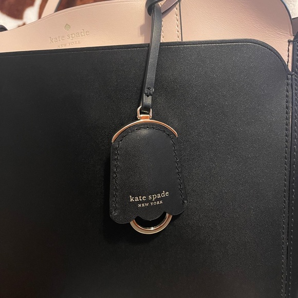 Authentic Kate Spade Magnolia Street Medium Double Pocket Tote - Picture 2 of 11